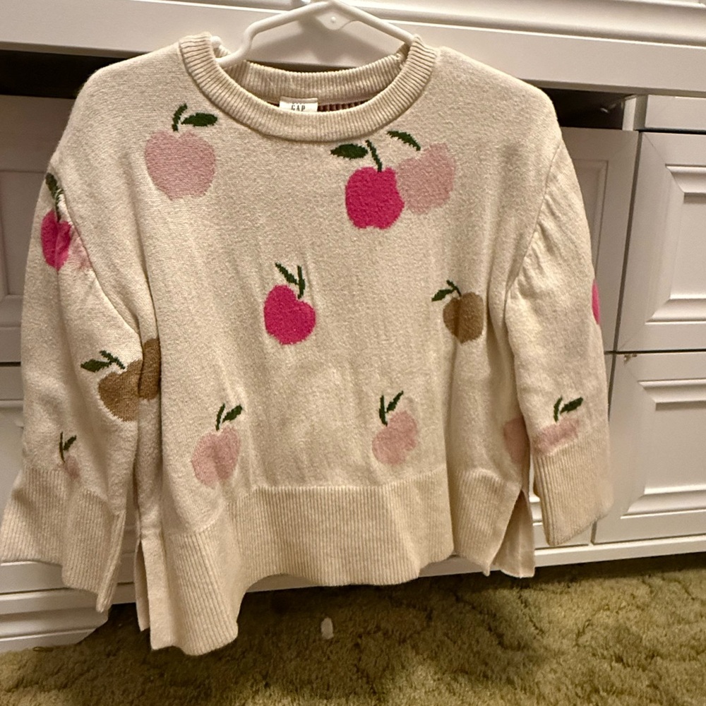 GAP Kids Cream Sweater with Pink and Brown Apple Design